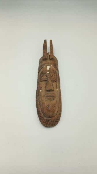 Mineli Mask Ahşap Ölçü 23X6X3 Cm